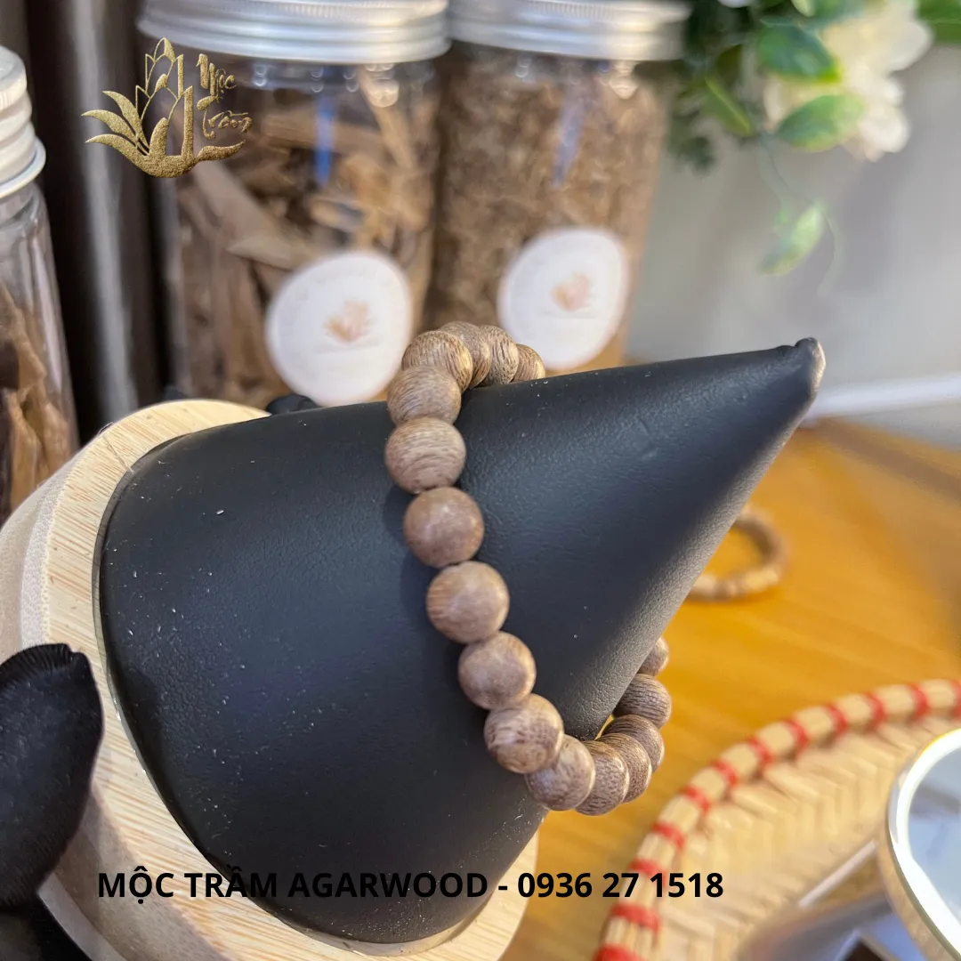 Natural Vietnamese Agarwood Bracelet – 9mm Pearl Beads from Khanh Hoa (Kien Toc Oud)&nbsp;